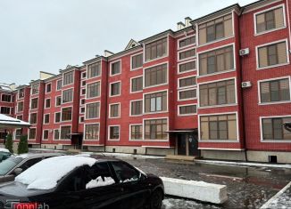 Продаю двухкомнатную квартиру, 62 м2, Нальчик, улица Шогенова, 75А