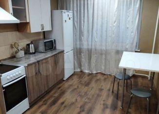 Продам 1-комнатную квартиру, 35.7 м2, Калининград, улица Каштановая Аллея, 3А, Центральный район