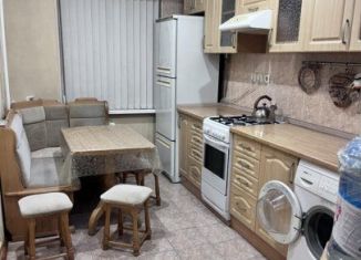 Сдам 3-комнатную квартиру, 57 м2, Таганрог, улица Сызранова, 10