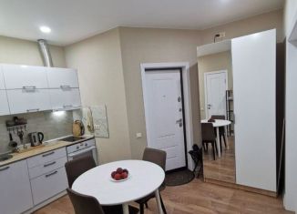 Продаю двухкомнатную квартиру, 61 м2, Сочи, улица Цюрупы, 34, микрорайон Новый Сочи