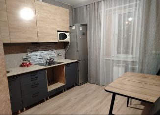 Продажа 1-ком. квартиры, 28 м2, Красноярск, улица Дмитрия Мартынова, 19, Центральный район