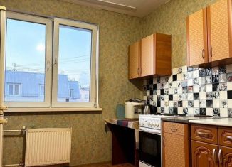 Сдается 3-ком. квартира, 80 м2, посёлок Шушары, Полоцкая улица, 4к1