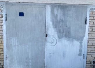 Продам гараж, 24 м2, Добрянка, улица Розы Люксембург