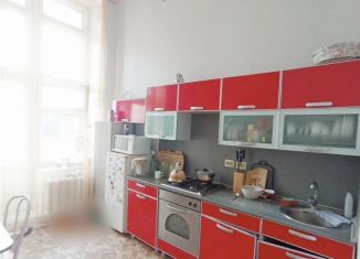 Продажа 2-комнатной квартиры, 80 м2, Чебоксары, Московский район, Гражданская улица, 127