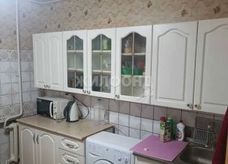 Продается 2-ком. квартира, 48.6 м2, Георгиевск, улица Тронина, 2