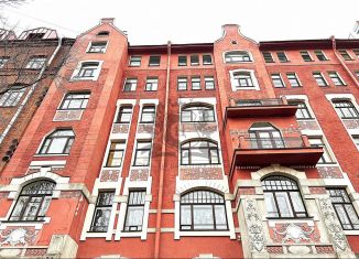 Продам 5-ком. квартиру, 129.7 м2, Санкт-Петербург, улица Красного Курсанта, 25, метро Чкаловская