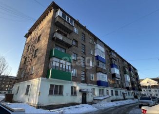 Двухкомнатная квартира на продажу, 43.7 м2, Салават, улица Гагарина, 10