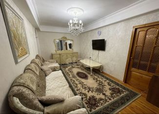 Продается трехкомнатная квартира, 70 м2, Дагестан, улица Ирчи Казака, 54