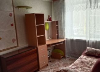 Сдается двухкомнатная квартира, 39 м2, Балахна, улица Бумажников, 1А