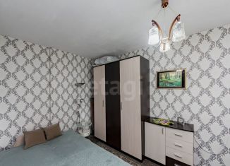 Продается 2-ком. квартира, 26.7 м2, Тюмень, улица 30 лет Победы, 92