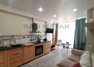 Продается 2-ком. квартира, 63 м2, Адыгея, Школьная улица, 182