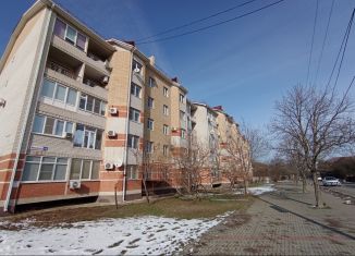 Продам 3-ком. квартиру, 74.4 м2, Ейск, улица Карла Либкнехта