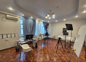 Сдам офис, 35 м2, Москва, Озерковская набережная, 22/24с2, Озерковская набережная