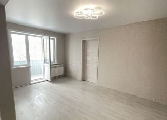 Продается 2-ком. квартира, 45 м2, Клин, улица Карла Маркса, 76