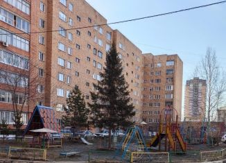 Продам 4-комнатную квартиру, 74 м2, Красноярский край, улица Калинина, 70В