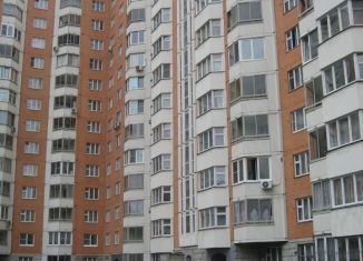 Сдам в аренду 2-ком. квартиру, 58 м2, Москва, Перовская улица, 22к1, метро Перово