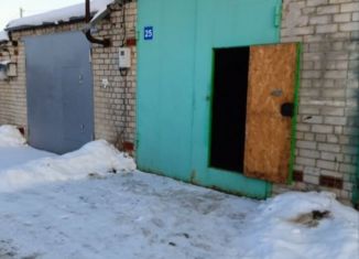 Сдаю гараж, 30 м2, Арзамас, улица Володарского