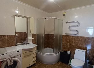 Продажа трехкомнатной квартиры, 48.5 м2, Евпатория, Советская улица, 3