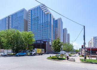 Продается 2-комнатная квартира, 65 м2, Краснодар, Зиповская улица, 38, микрорайон ЗИП