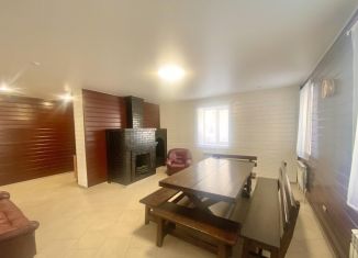 Продам помещение свободного назначения, 200 м2, Березники, Боровая улица, 1