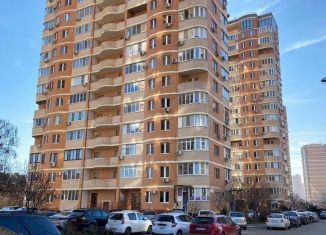 Продается 2-ком. квартира, 76.3 м2, Краснодар, улица Можайского, 55, микрорайон 9 километр