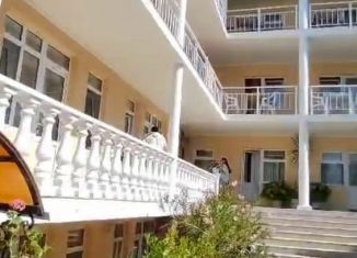 Продается квартира студия, 33 м2, село Витязево, улица Гагарина, 15