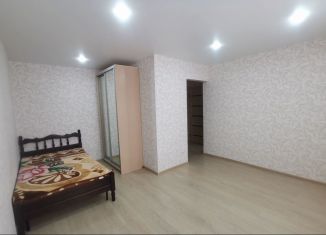 Продам 1-ком. квартиру, 32 м2, Оренбург, Полтавская улица, 84