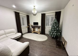 Аренда трехкомнатной квартиры, 70 м2, Киров, улица Володарского, 89