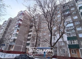 Продаю двухкомнатную квартиру, 46.3 м2, Курск, улица Крюкова, 16