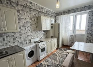 Продаю 1-ком. квартиру, 40 м2, Ставропольский край, переулок Макарова, 28