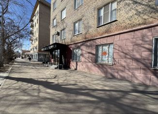 Продажа 1-ком. квартиры, 35 м2, Волгоград, улица Маршала Чуйкова, 21, Центральный район