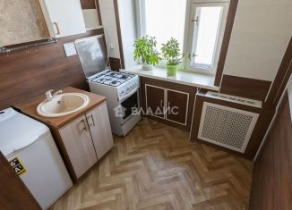 Продам 2-ком. квартиру, 47.5 м2, Королёв, Станционная улица, 49