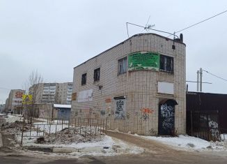 Продам гараж, 30 м2, Дзержинск, улица Петрищева, 10с2