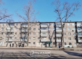 Трехкомнатная квартира на продажу, 56.7 м2, Курская область, улица 50 лет Октября, 153