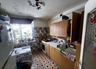 Продам 3-комнатную квартиру, 76 м2, Волгоградская область, улица Тулака, 2