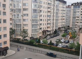 Продажа 2-комнатной квартиры, 74 м2, Пятигорск, Оранжерейная улица, 17к4