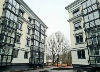 Продам двухкомнатную квартиру, 65.2 м2, Калининградская область, улица Сержанта Мишина, 83к2