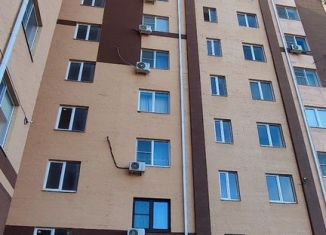 Продам 1-ком. квартиру, 32 м2, Астрахань, улица Маркина, 71, Ленинский район