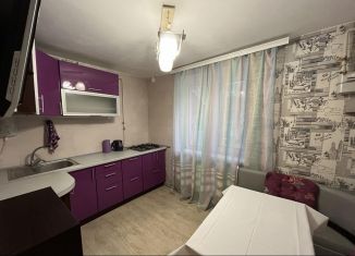 Сдам 2-ком. квартиру, 70 м2, село Мирное, улица Белова, 3