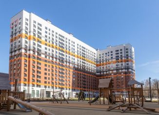 Продажа 3-ком. квартиры, 72.3 м2, Москва, Лобненская улица, 13к2, станция Марк