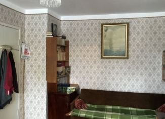 Продажа 2-комнатной квартиры, 44 м2, Павловск, улица Васенко, 18