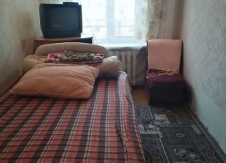 Сдам в аренду комнату, 10 м2, Петропавловск-Камчатский, улица Крылова, 10, микрорайон Моховая