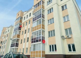 Продаю 2-комнатную квартиру, 73.1 м2, посёлок Западный, Береговая улица, 6