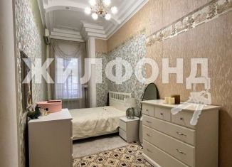 Продается 5-ком. квартира, 110 м2, Астрахань, улица Красного Знамени, 4