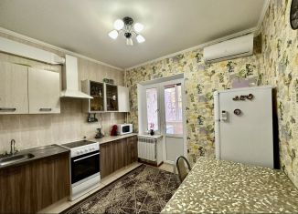 Продается 4-комнатная квартира, 96 м2, Астрахань, Зелёная улица, 1к3, ЖК Зеленая-1