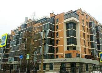 Сдается в аренду четырехкомнатная квартира, 205 м2, Нижнекамск, проспект Шинников, 3