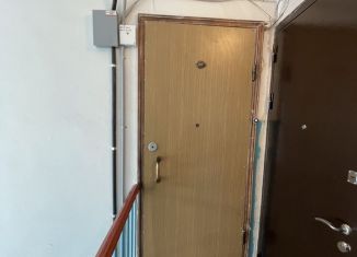 Продажа 2-комнатной квартиры, 54.7 м2, Пикалёво, Школьная улица, 63