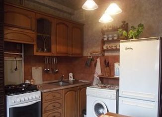 Продается 3-комнатная квартира, 70 м2, курортный поселок Домбай, улица Пихтовый мыс, 6