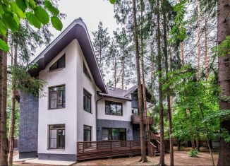 Продам дом, 390 м2, поселок Инженерный-1