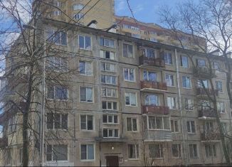 Сдаю в аренду двухкомнатную квартиру, 46 м2, Санкт-Петербург, проспект Юрия Гагарина, 14к5, метро Парк Победы